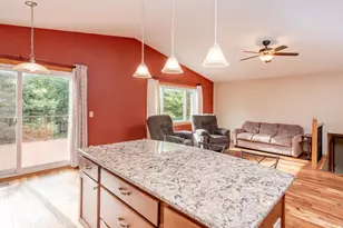 9385 Jasmine Ave S, Cottage Grove, MN 55016 - Photo 8