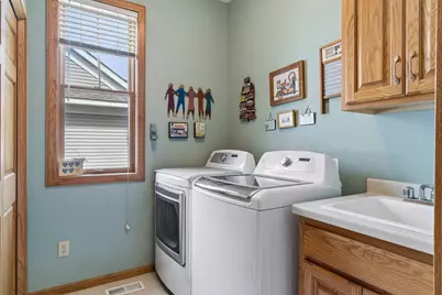 9755 Wedgewood Circle, Woodbury, MN 55125 - Photo 38