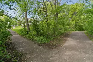 9755 Wedgewood Cir, Woodbury, MN 55125 - Photo 62