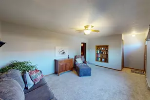 1112 Bridge Ave, Albert Lea, MN 56007 - Photo 20