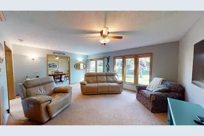 1112 Bridge Avenue, Albert Lea, MN 56007 - Photo 2