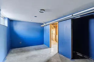 2213 Oak Park Ave N, Minneapolis, MN 55411 - Photo 24