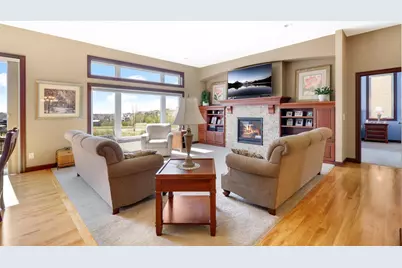 18950 Iden Avenue, Lakeville, MN 55044 - Photo 2