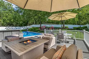 8125 Tierneys Woods Curv, Bloomington, MN 55438 - Photo 14
