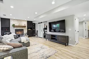 13040 Emmer Pl, Apple Valley, MN 55124 - Photo 38