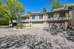 8405 137th Ct, Apple Valley, MN 55124 - Photo 46