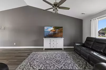 720 Deer Trail, Montgomery, MN 56069 - Photo 6
