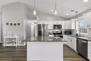 720 Deer Trail, Montgomery, MN 56069 - Photo 16