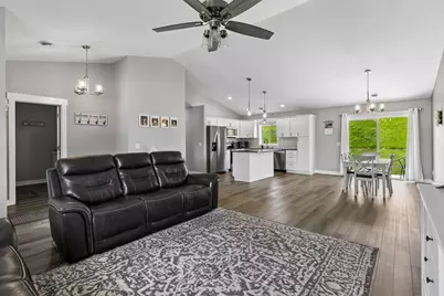 720 Deer Trail, Montgomery, MN 56069 - Photo 10
