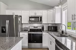 720 Deer Trail, Montgomery, MN 56069 - Photo 18