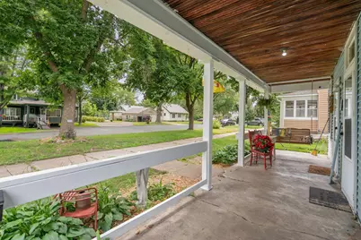 656 2nd Street N, Bayport, MN 55003 - Photo 2