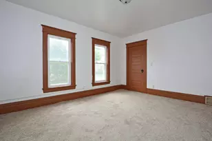 986 Galtier St, Saint Paul, MN 55117 - Photo 2