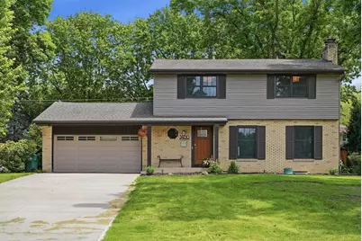 2400 Cavell Avenue N, Golden Valley, MN 55427 - Photo 2