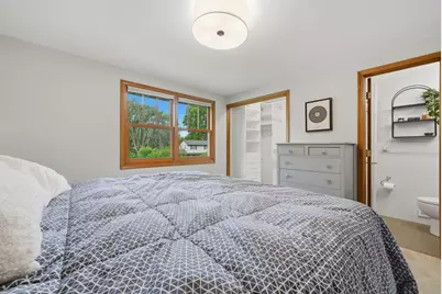 2400 Cavell Avenue N, Golden Valley, MN 55427 - Photo 28
