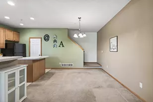 13936 52nd Ave N, Plymouth, MN 55446 - Photo 8