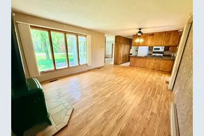 1588 48th Avenue NE, Willmar, MN 56201 - Photo 6