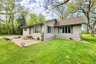 1588 48th Ave NE, Willmar, MN 56201 - Photo 2
