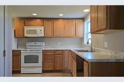 707 Irvine Avenue NW, Bemidji, MN 56601 - Photo 4