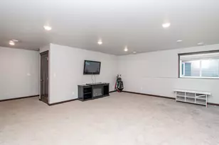 3914 31st St S, Moorhead, MN 56560 - Photo 32