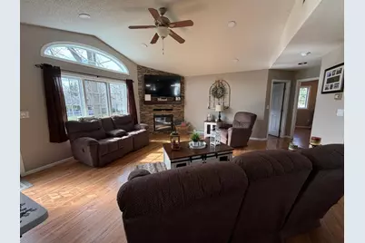 701 Lincoln Street, Lisbon, ND 58054 - Photo 2