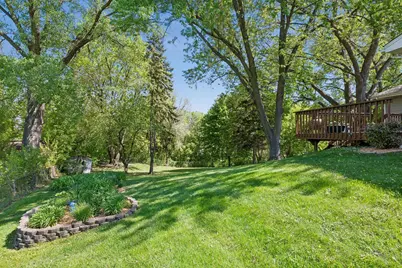 10643 Vessey Road, Bloomington, MN 55437 - Photo 46