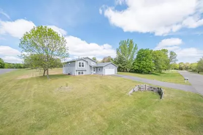 8809 Packard Avenue NE, Otsego, MN 55330 - Photo 4
