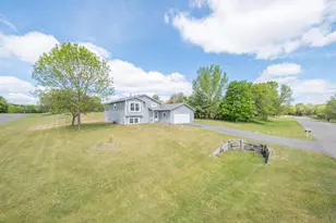 8809 Packard Ave NE, Otsego, MN 55330 - Photo 4