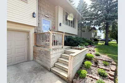 1925 Driftwood Avenue, Worthington, MN 56187 - Photo 6
