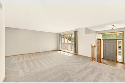 2813 Ashland Place NW, Rochester, MN 55901 - Photo 4