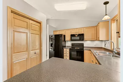 2813 Ashland Place NW, Rochester, MN 55901 - Photo 12