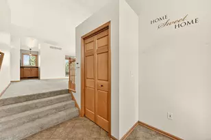2813 Ashland Pl NW, Rochester, MN 55901 - Photo 2