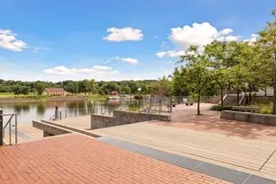 240 Spring St, Saint Paul, MN 55102 - Photo 30