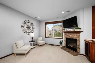 9531 Declaration Dr, Chanhassen, MN 55317 - Photo 6