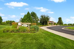 9531 Declaration Dr, Chanhassen, MN 55317 - Photo 36
