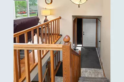 2408 Crestmount Lane, Burnsville, MN 55306 - Photo 4