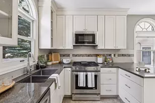 1377 Grand Ave, Saint Paul, MN 55105 - Photo 22