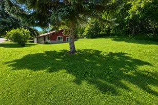 718 Willow St, Faribault, MN 55021 - Photo 14