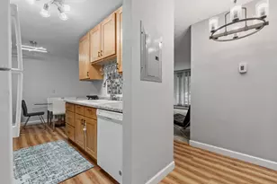 2009 E 122nd St, Burnsville, MN 55337 - Photo 4