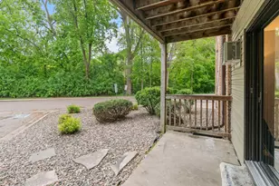 2009 E 122nd St, Burnsville, MN 55337 - Photo 6