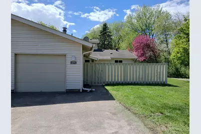 1074 Carmel Court, Shoreview, MN 55126 - Photo 2