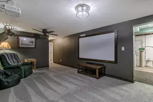 360 N Park Ave, Le Center, MN 56057 - Photo 30