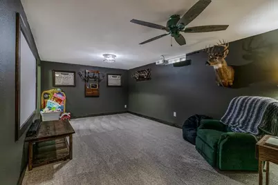 360 N Park Avenue, Le Center, MN 56057 - Photo 28