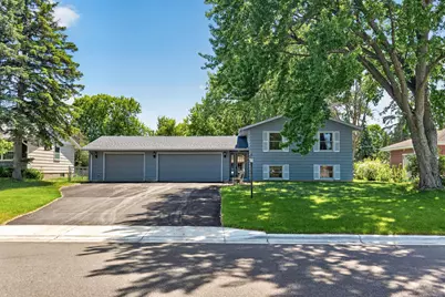 2425 80th Avenue N, Brooklyn Park, MN 55444 - Photo 1