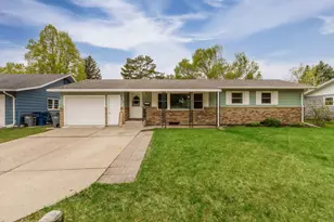 533 Maple Ln, Moorhead, MN 56560 - Photo 1
