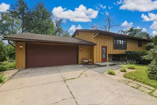 2028 Dotte Dr, White Bear Lake, MN 55110 - Photo 1