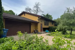2028 Dotte Dr, White Bear Lake, MN 55110 - Photo 2