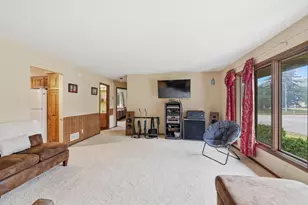 2028 Dotte Dr, White Bear Lake, MN 55110 - Photo 6