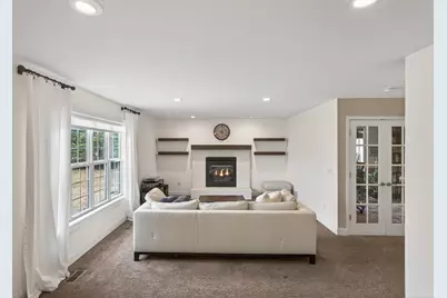 392 Pendryn Hill Curve, Woodbury, MN 55125 - Photo 12