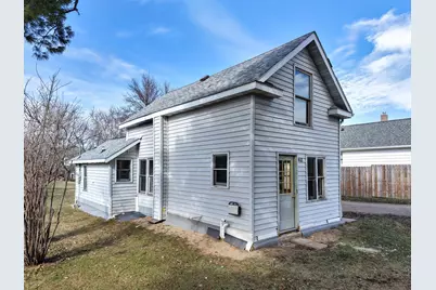 418 Main Street E, Detroit Lakes, MN 56501 - Photo 16