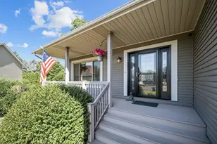 1416 Pinefield Ct, White Bear Lake, MN 55110 - Photo 6